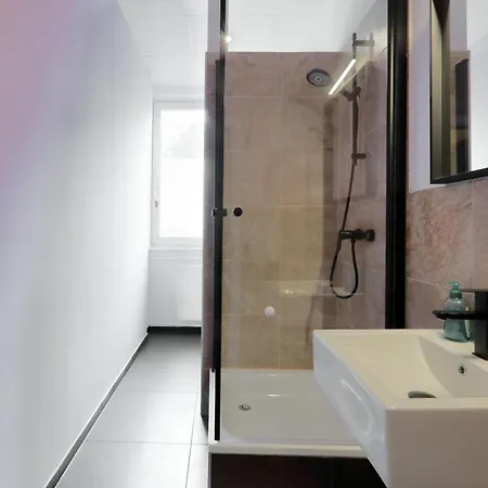 Heval's Grand Appartments Schoeneberg * Berlin