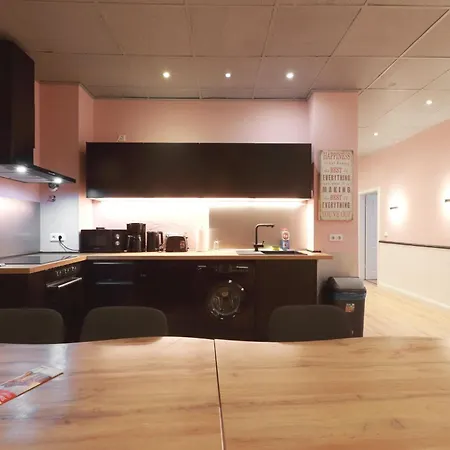 アパート Heval's Grand Appartments Schoeneberg ベルリン