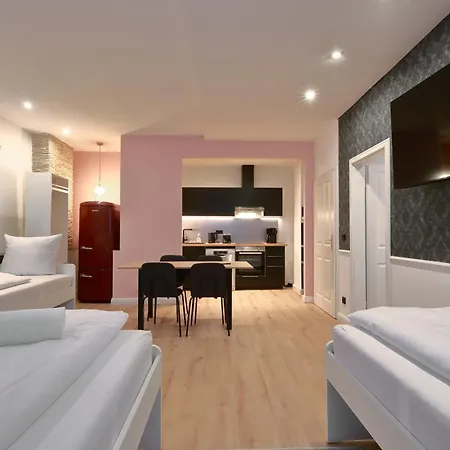 Heval's Grand Appartments Schoeneberg Berlín