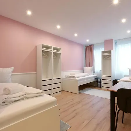 Heval's Grand Appartments Schoeneberg * Berlín