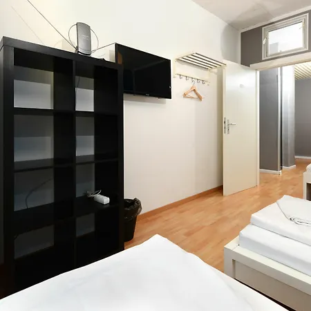 Heval's Grand Appartments Schoeneberg *