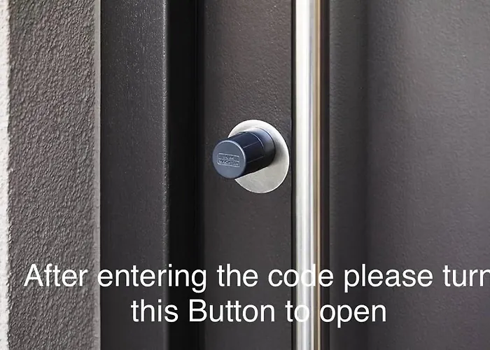 شقة Heval's Grand Appartments Schoeneberg *