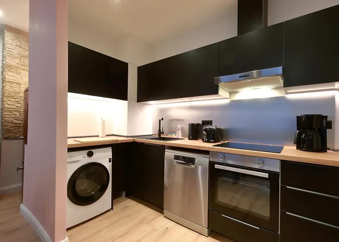 Heval's Grand Appartments Schoeneberg * برلين