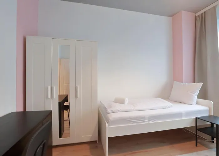 Heval's Grand Appartments Schoeneberg برلين