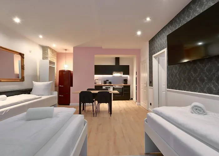 Heval's Grand Appartments Schoeneberg برلين