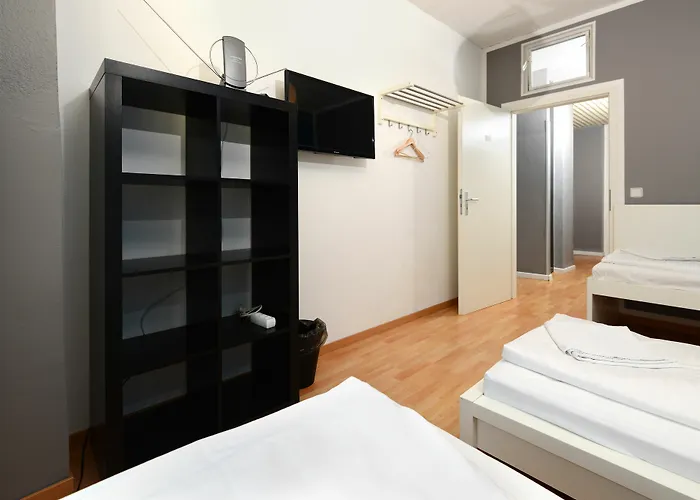 Heval's Grand Appartments Schoeneberg *