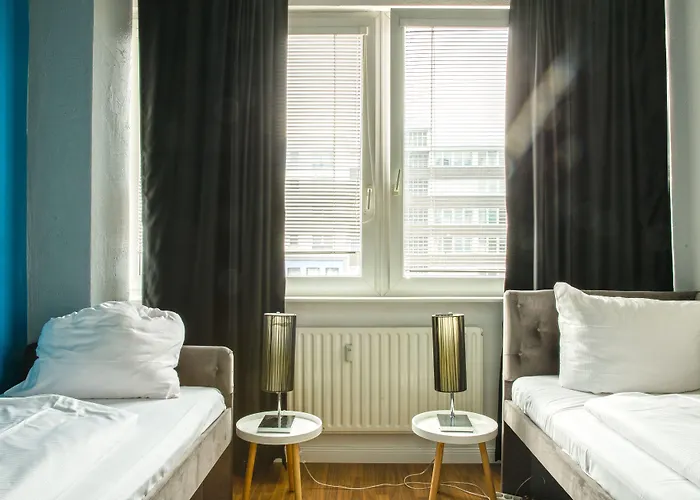 Heval's Grand Appartments Schoeneberg *