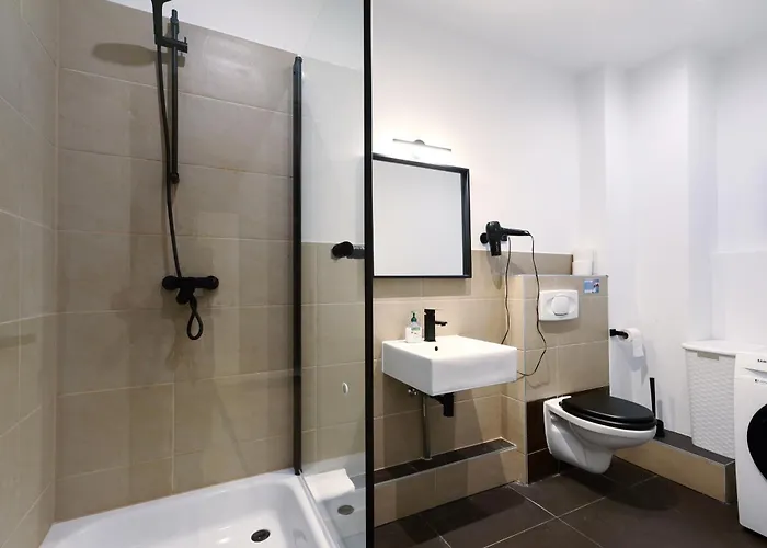 Heval's Grand Appartments Schoeneberg